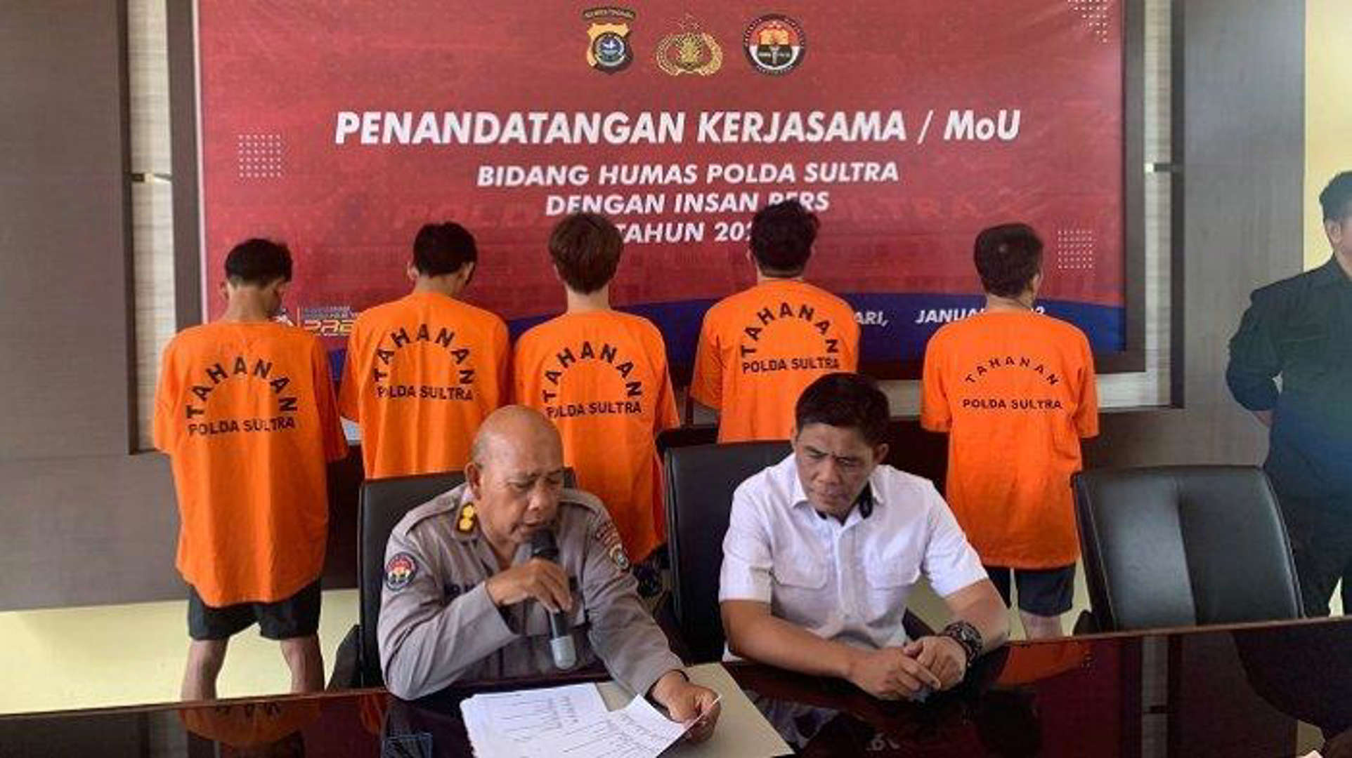 Alasan Kebutuhan Ekonomi, Lima Pria di Kendari Jadi Muncikari Prostitusi Online